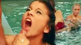 私のお母さんは私に彼女の一緒にシャワーで ...