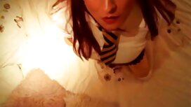 セックスと処女タイトな商品を取るコック  ...