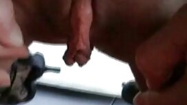 裸の女性と美味しいビデオチャットであるこ ...