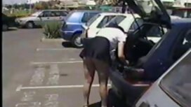 私は私の若い恋人に自分自身を置く 女性  ...